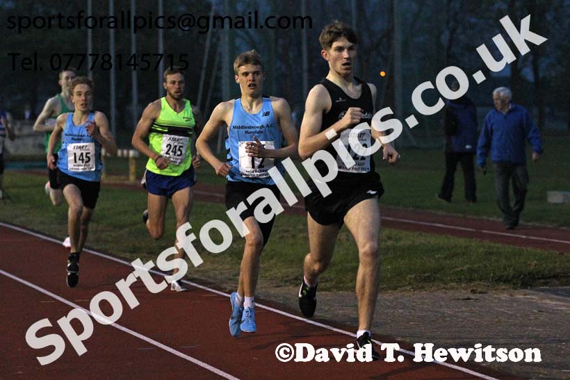North Eastern Grand Prix graded 1500 metres , Monkton Stadium,  Jarrow and Hebburn. Photo:  David T. Hewitson/Sports for All Pics